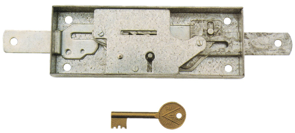 Cerradura puerta metálica pestillo fuera